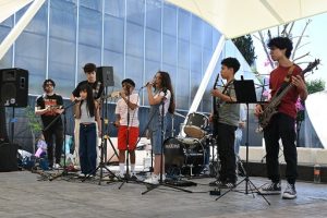 Celebran miles de familias el Día del Niño y de la Niña en el Gómez Morin