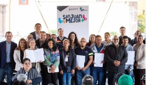 ROBERTO CABRERA ENCABEZA LA FIRMA DE MÁS DE 140 ESCRITURAS DEL PROGRAMA “CON TU REGULARIZACIÓN UN MEJOR SAN JUAN”